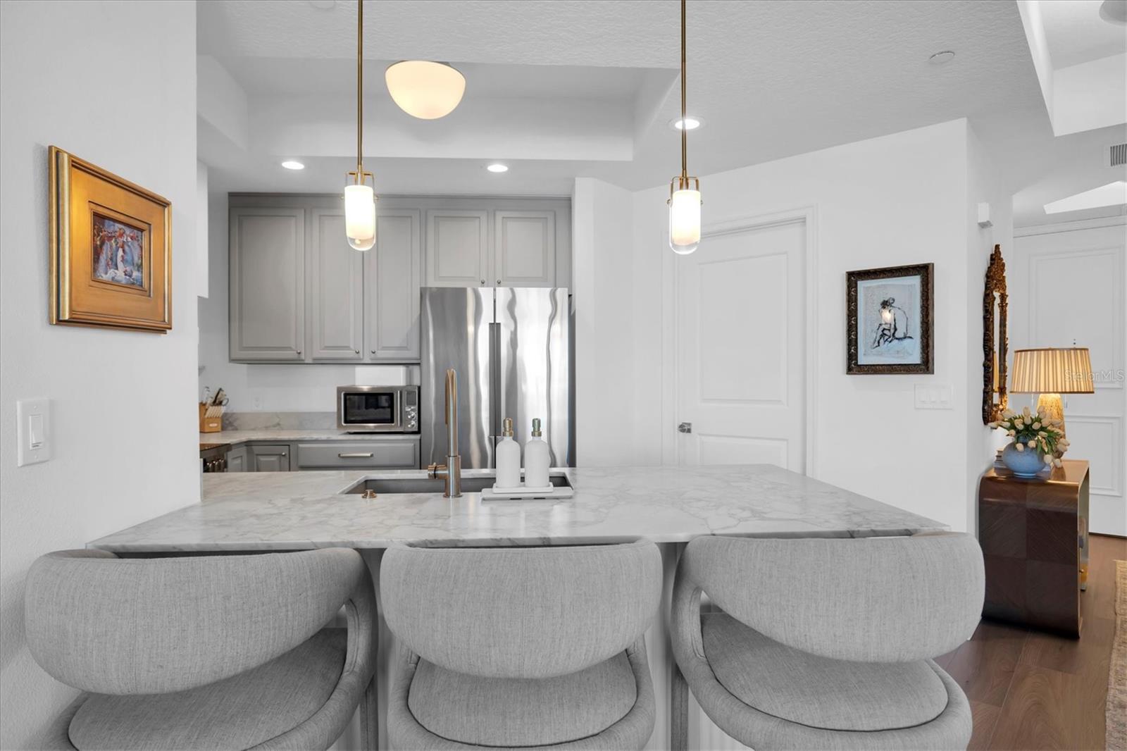 1209 E CUMBERLAND AVE #804