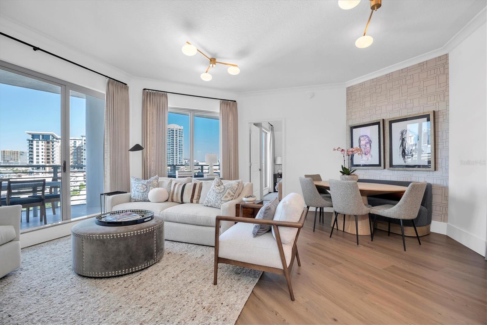 1209 E CUMBERLAND AVE #804