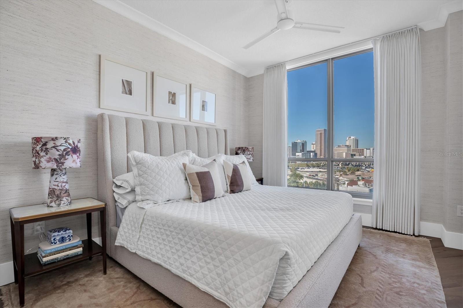 1209 E CUMBERLAND AVE #804