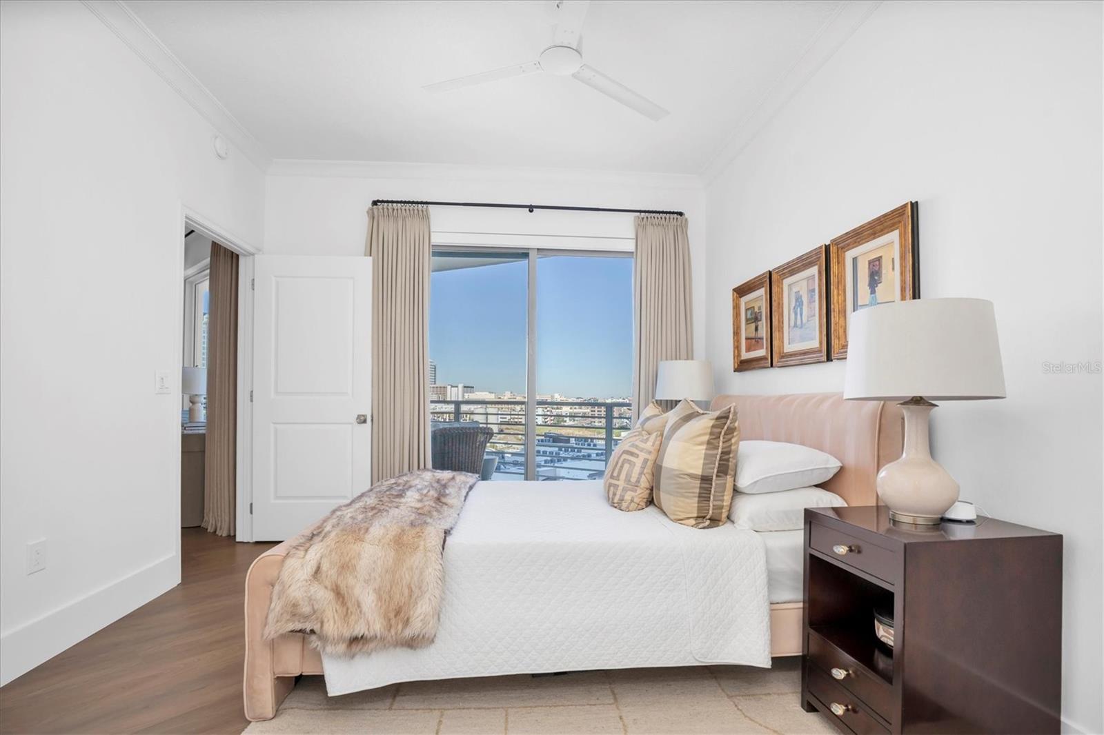 1209 E CUMBERLAND AVE #804