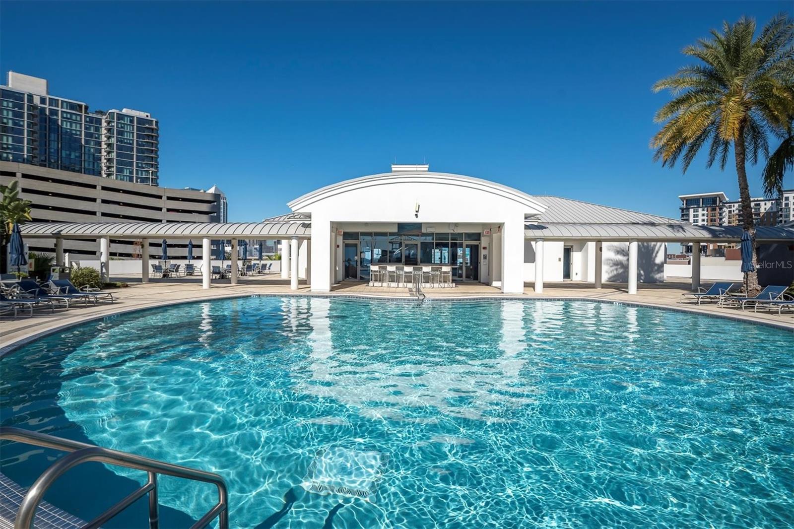 1209 E CUMBERLAND AVE #804