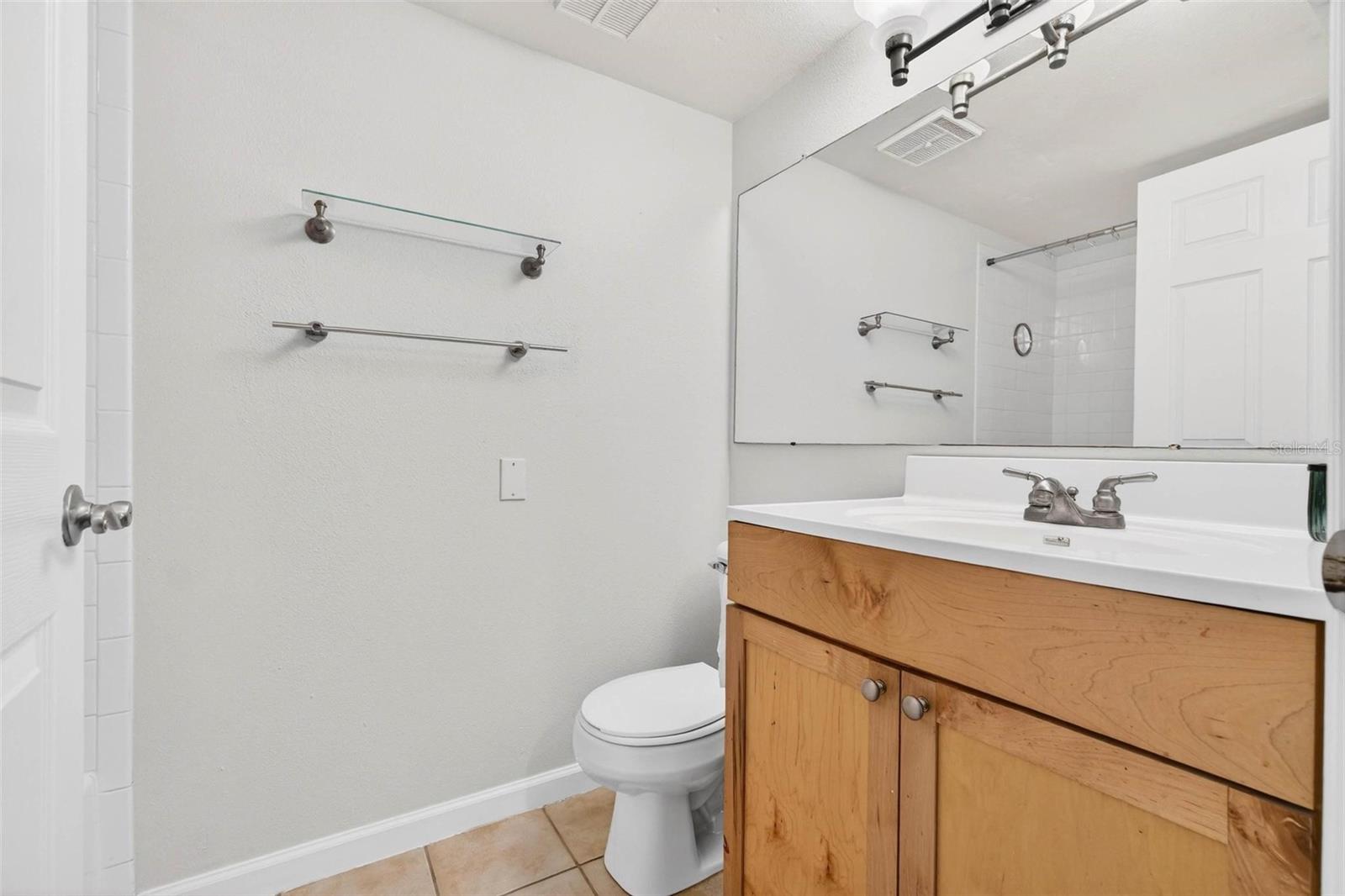 2500 WINDING CREEK BLVD #E203