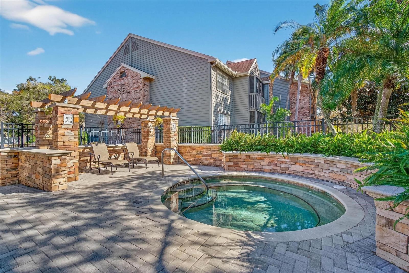 2500 WINDING CREEK BLVD #E203