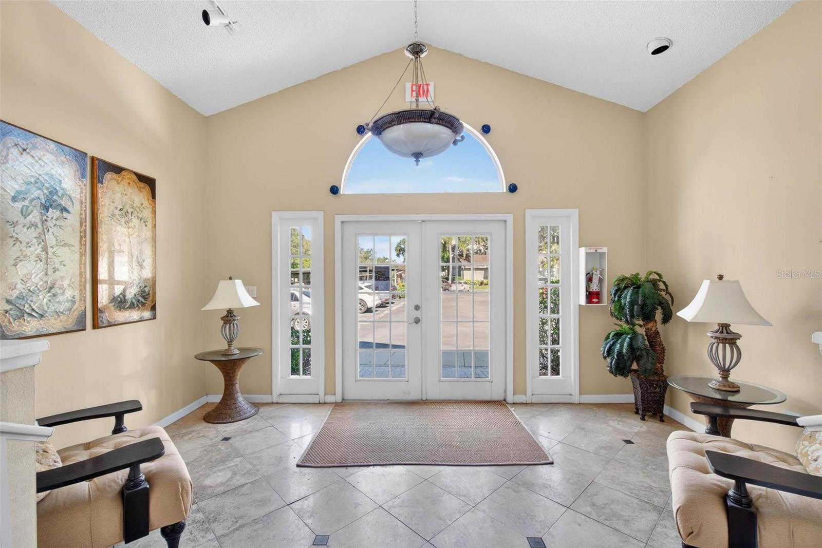 2500 WINDING CREEK BLVD #E203