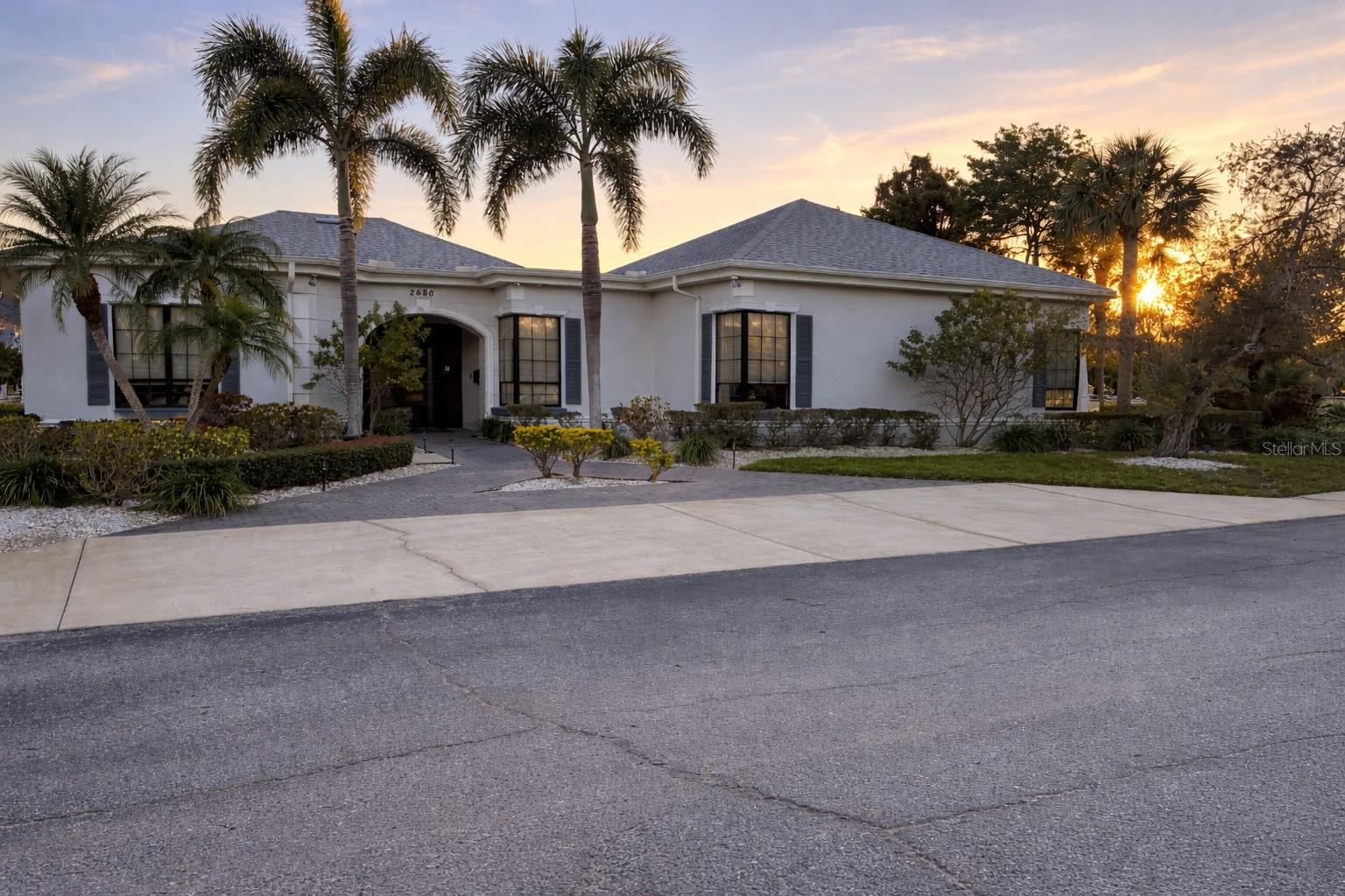 2333 FEATHER SOUND DR #A301