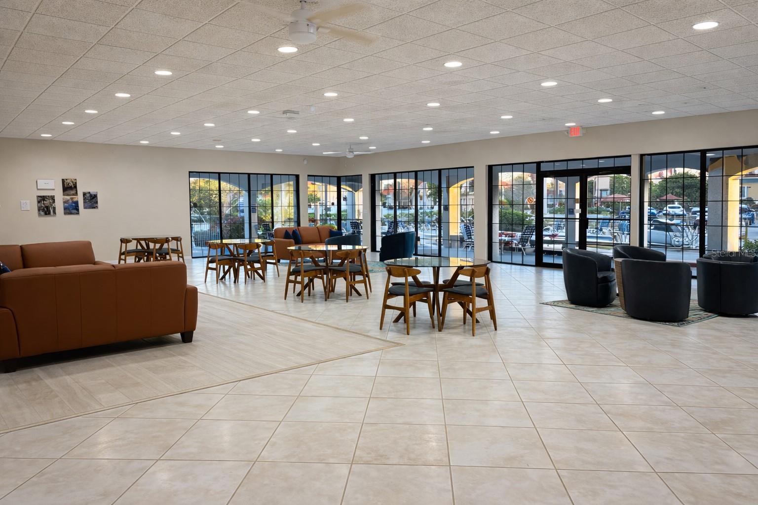 2333 FEATHER SOUND DR #A301