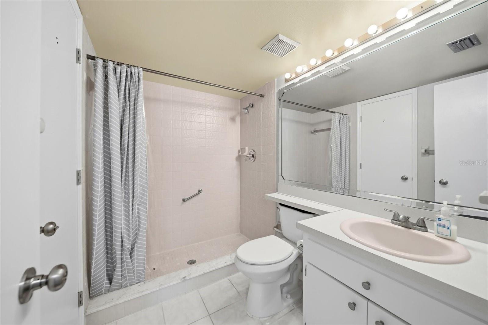 6826 STONES THROW CIR N #11206