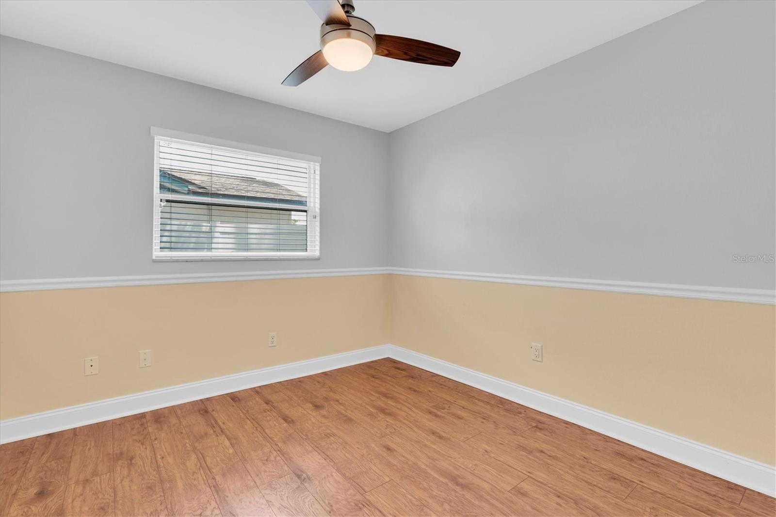 13176 DORCHESTER DR