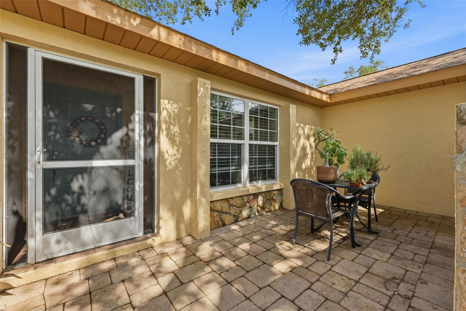 3301 BRIARWOOD LN