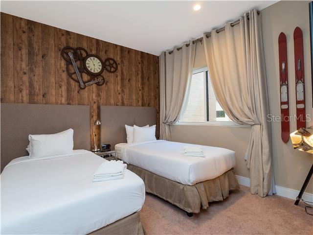 3049 ROCKEFELLER WAY