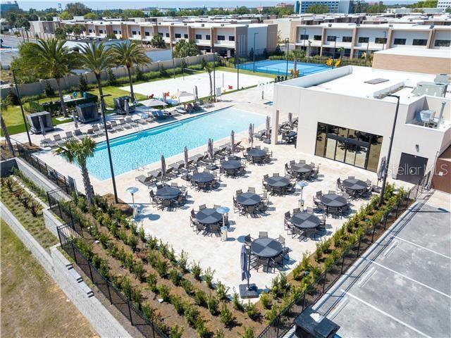 3049 ROCKEFELLER WAY