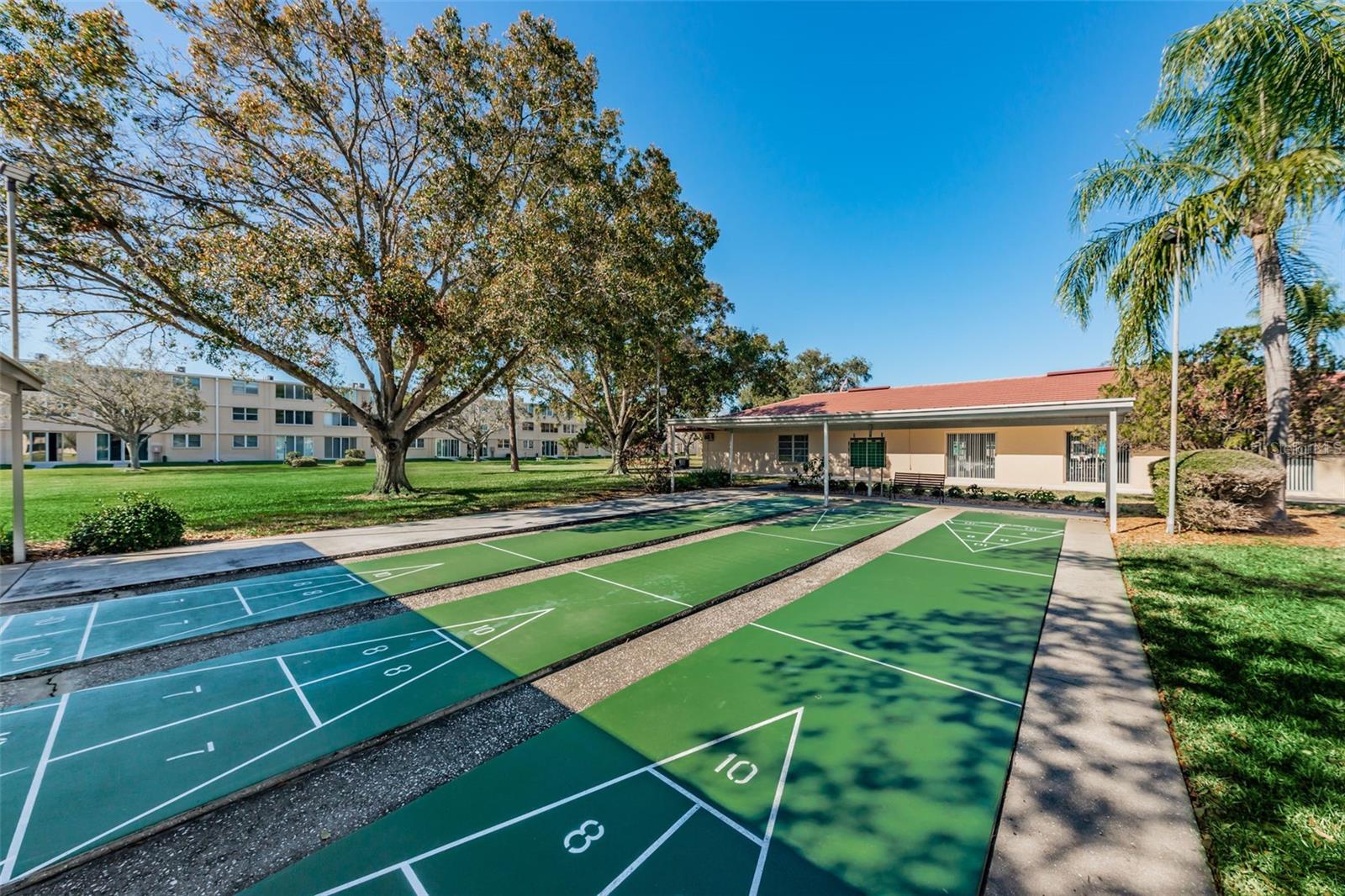 5080 LOCUST ST NE #324