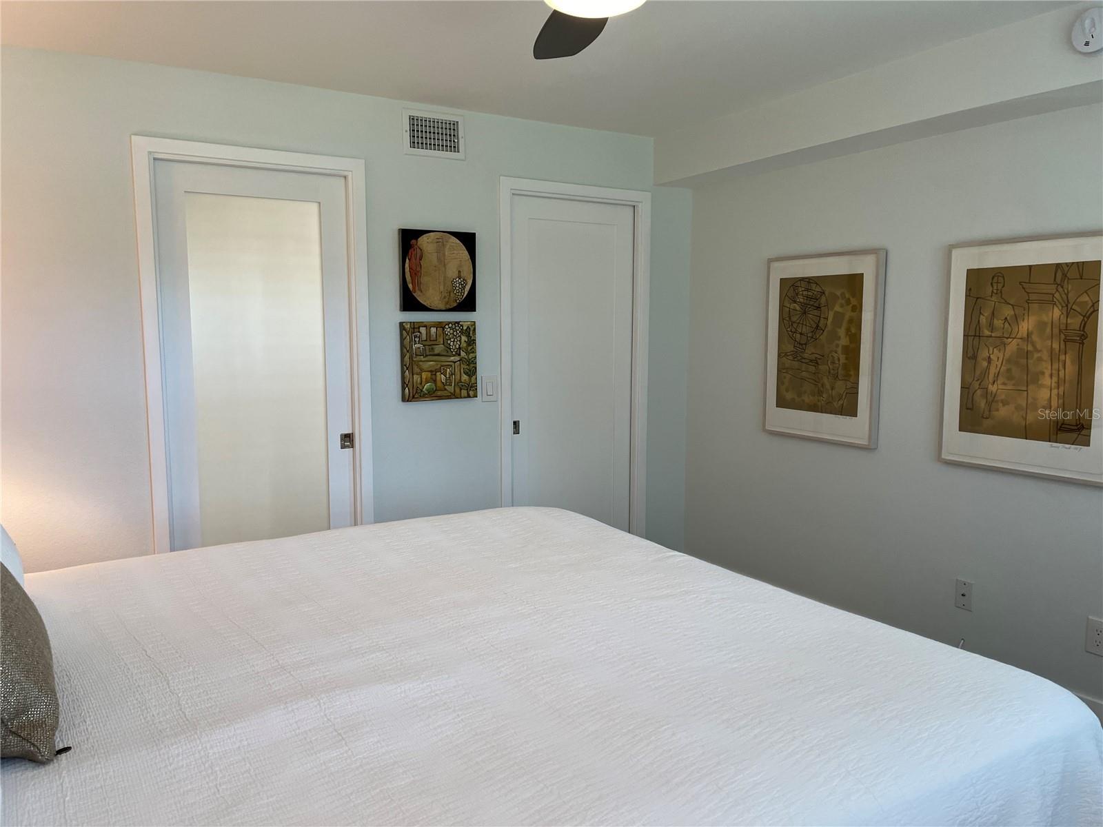 5080 LOCUST ST NE #324