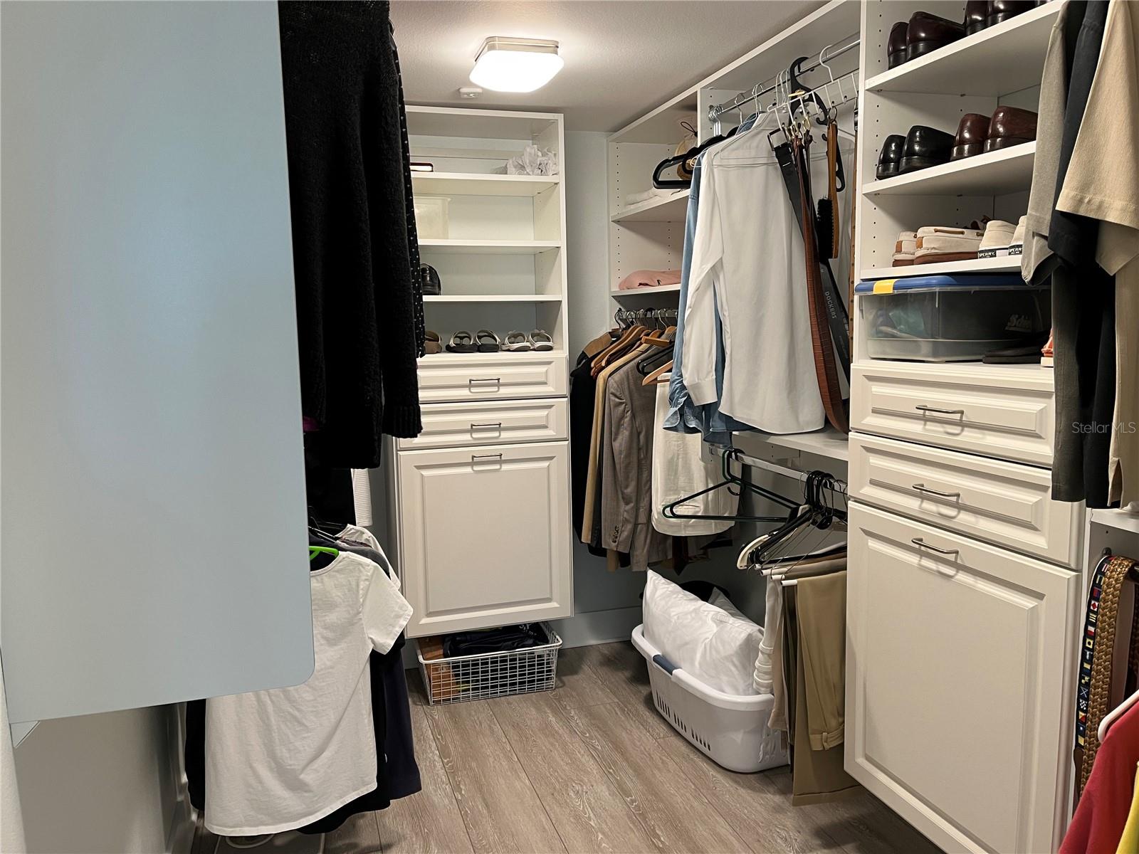 5080 LOCUST ST NE #324