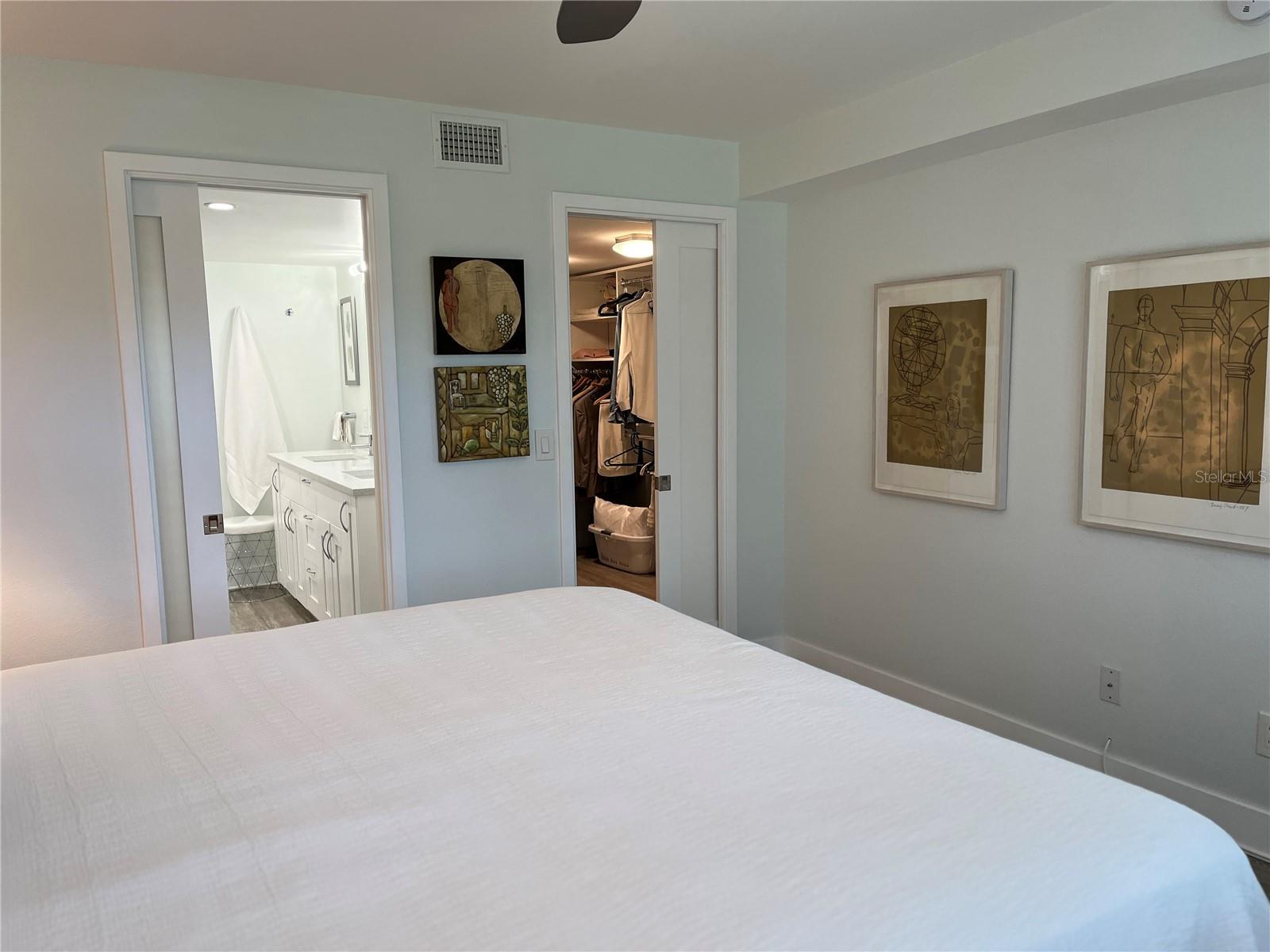 5080 LOCUST ST NE #324