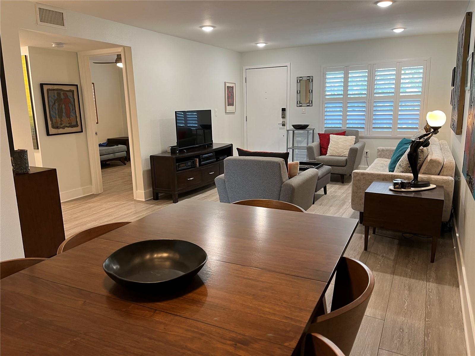 5080 LOCUST ST NE #324