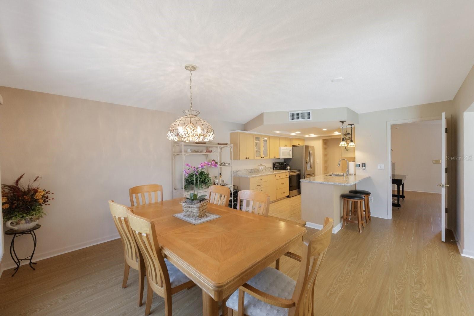 13760 JOYCE DR