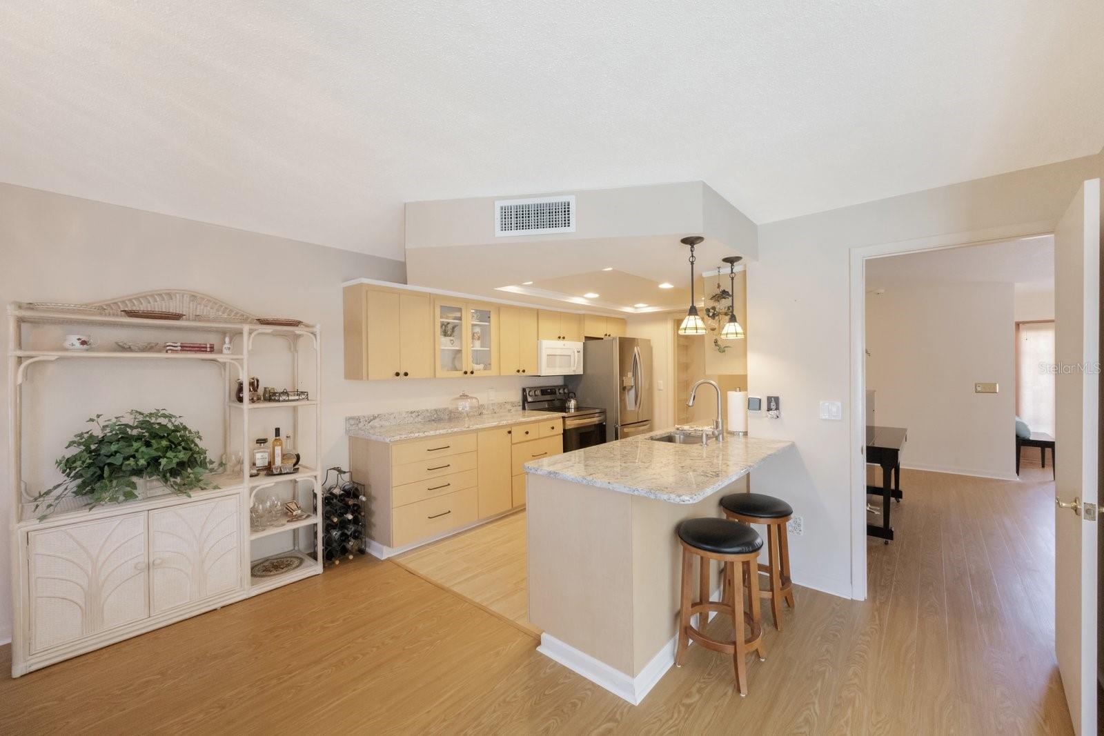 13760 JOYCE DR