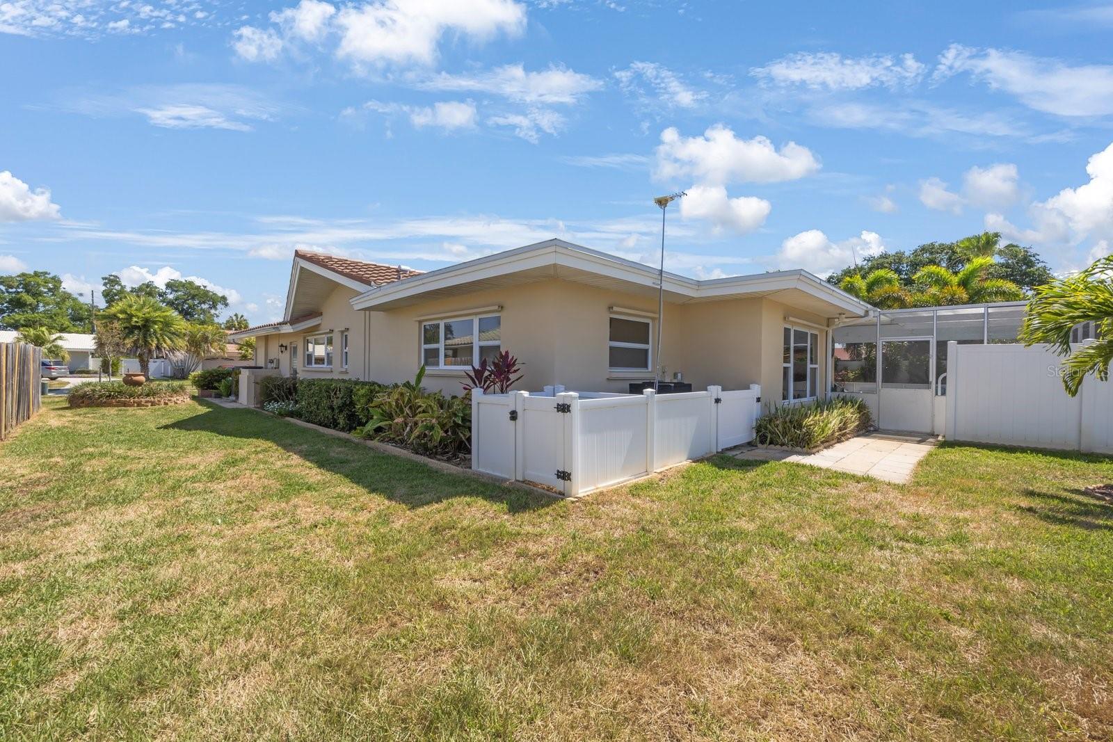 13760 JOYCE DR
