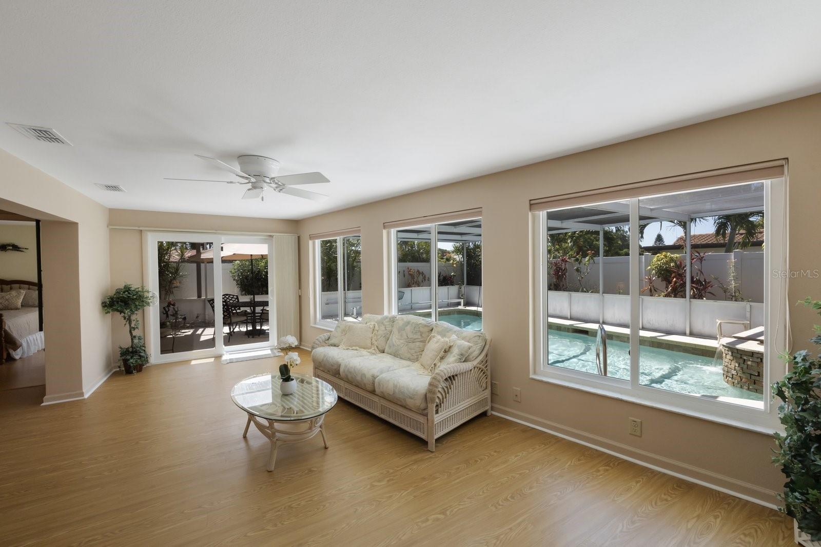 13760 JOYCE DR