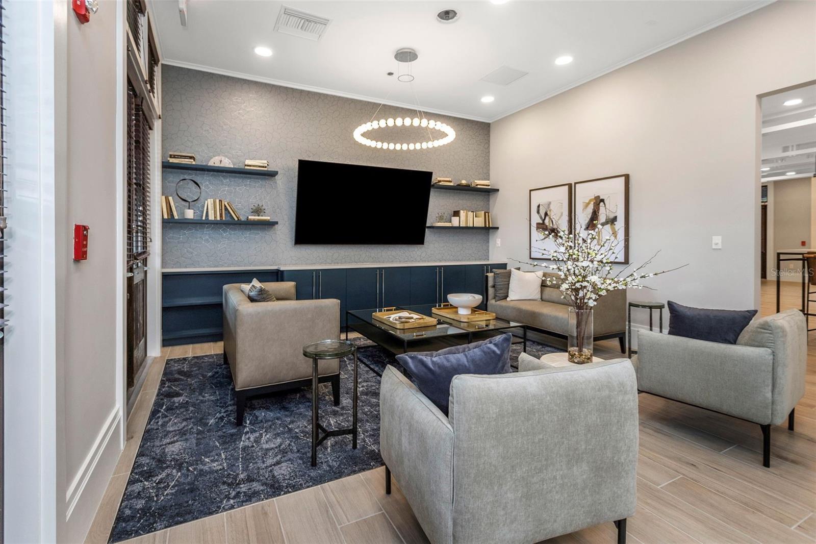 5504 BUNGALOW GROVE CT