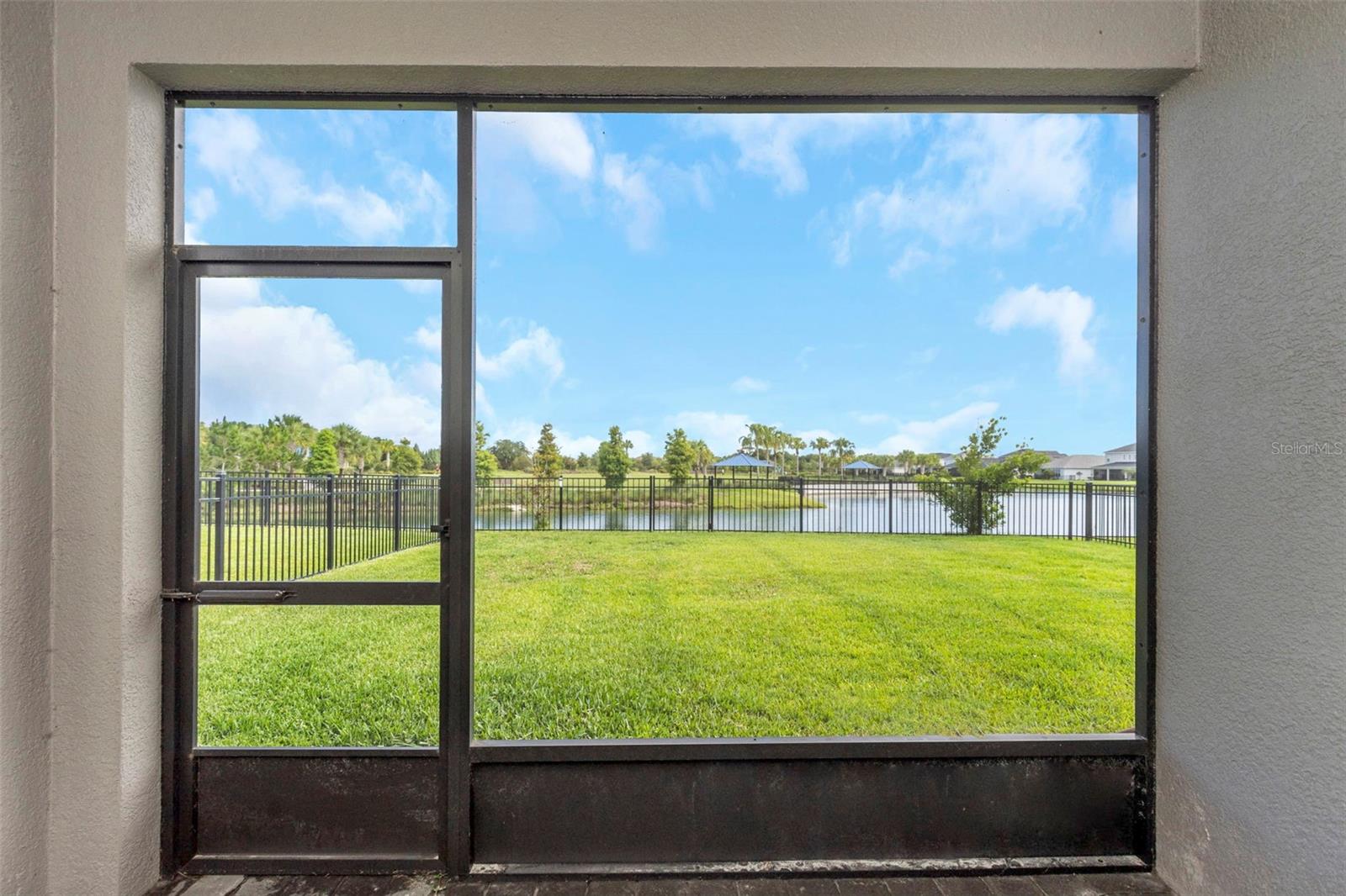 5504 BUNGALOW GROVE CT