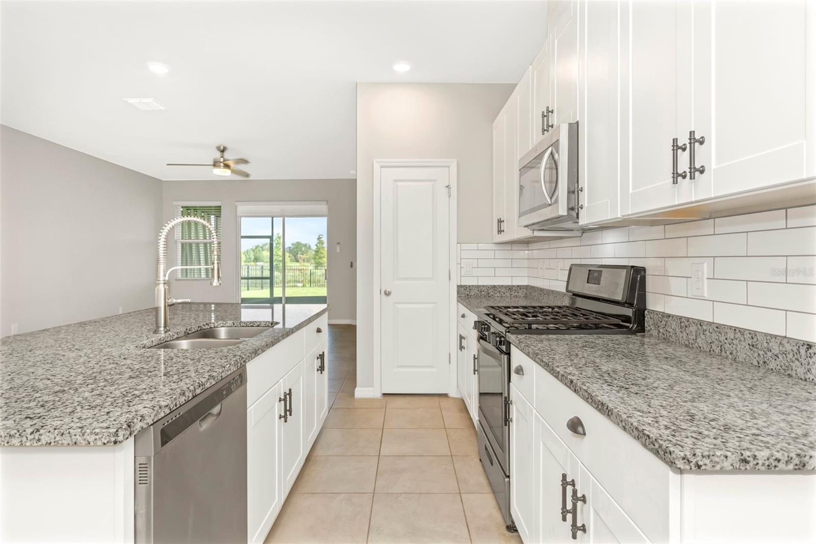 5504 BUNGALOW GROVE CT