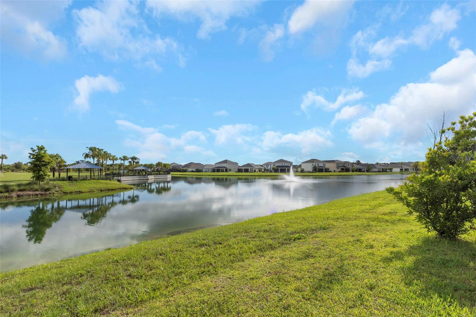 5504 BUNGALOW GROVE CT