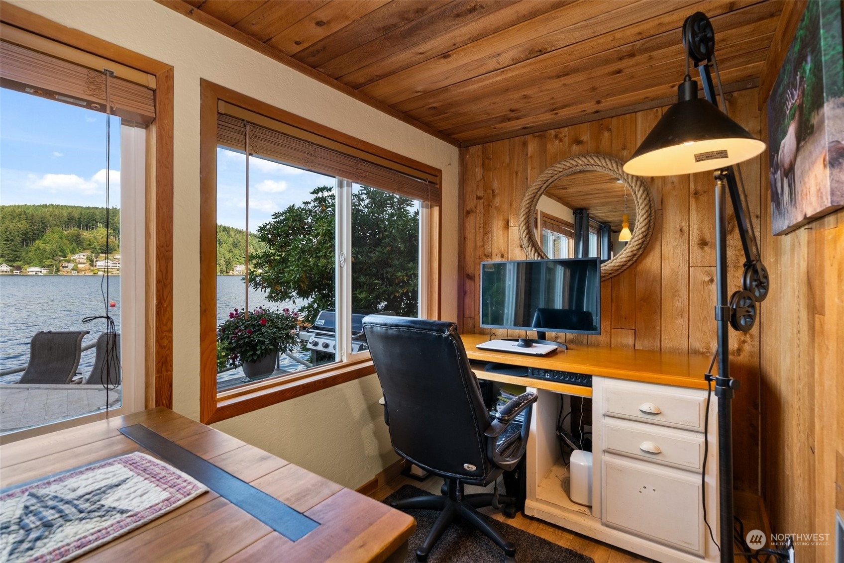 1103 Summit Lake Shore RD NW