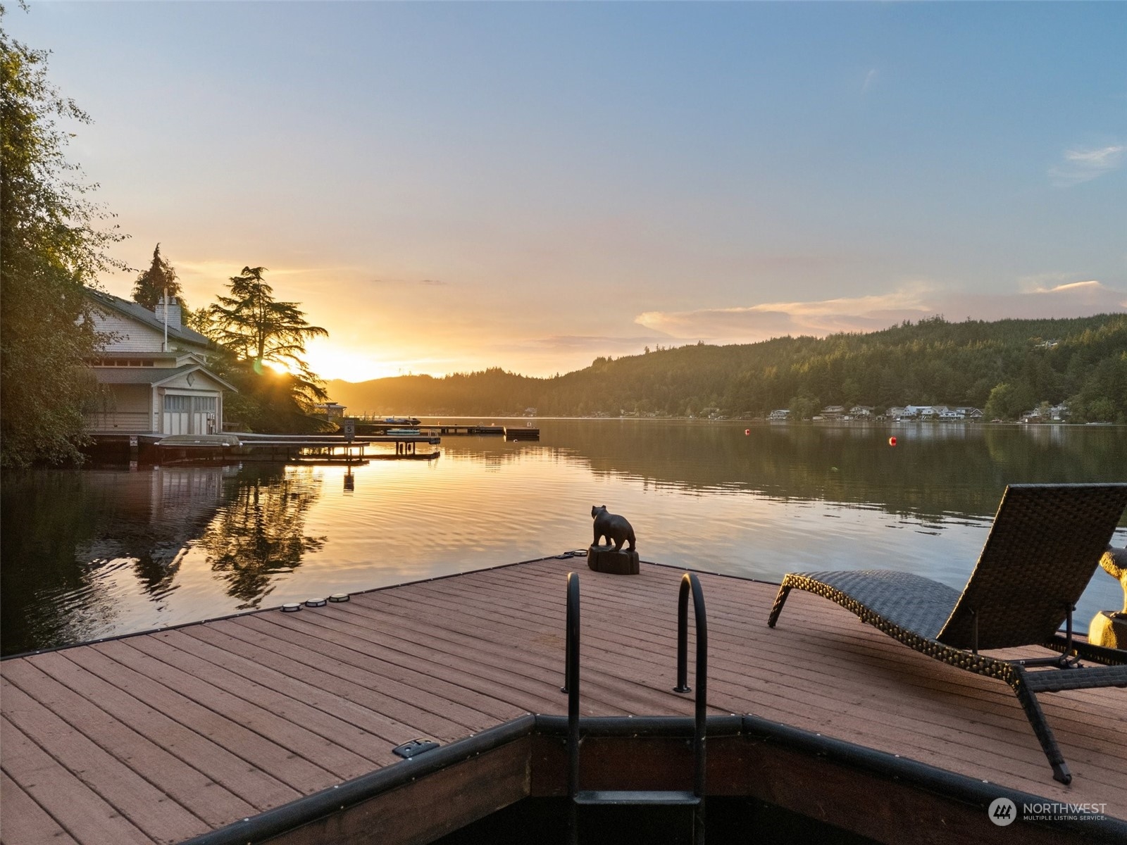 1103 Summit Lake Shore RD NW