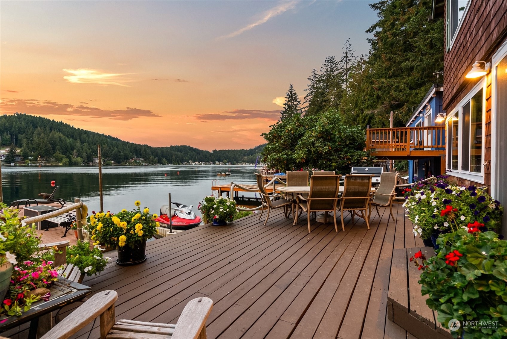 1103 Summit Lake Shore RD NW