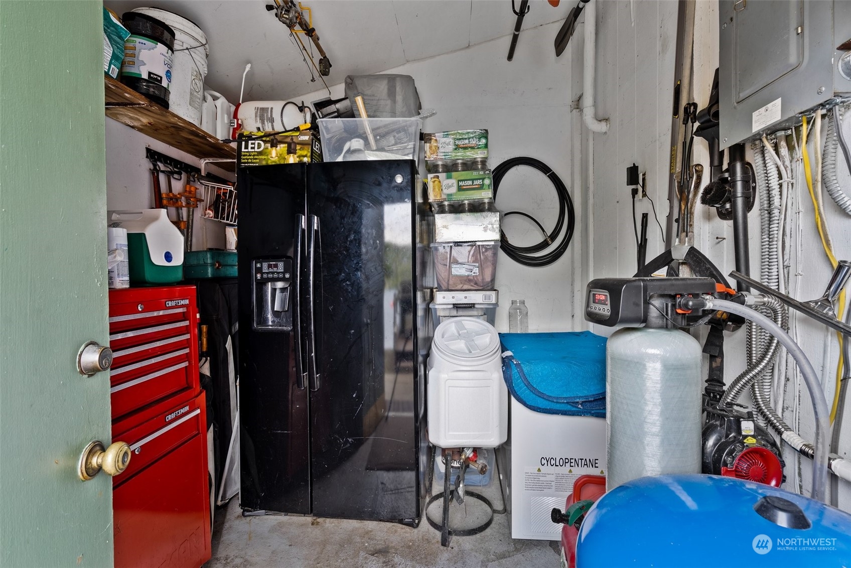 1103 Summit Lake Shore RD NW