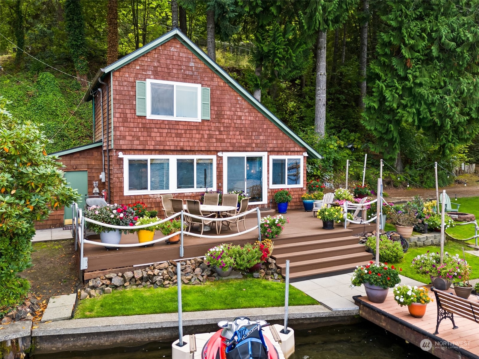 1103 Summit Lake Shore RD NW