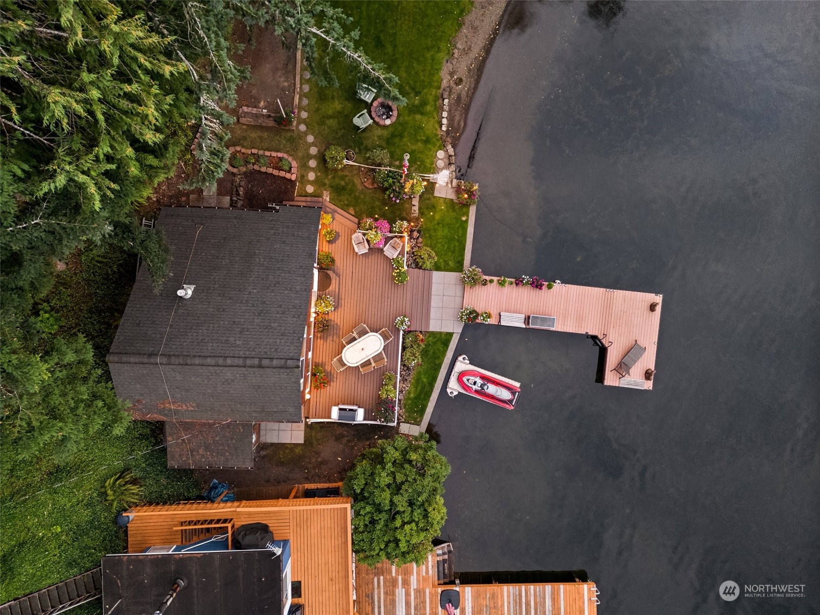 1103 Summit Lake Shore RD NW