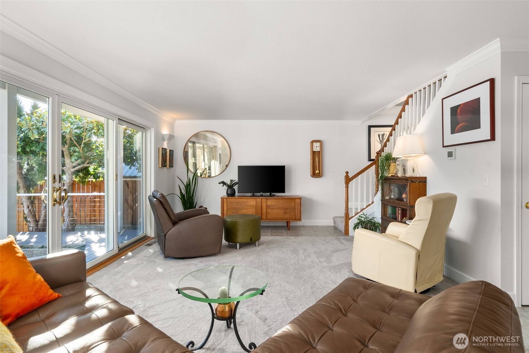1935 Summit Lak Shore Road NW