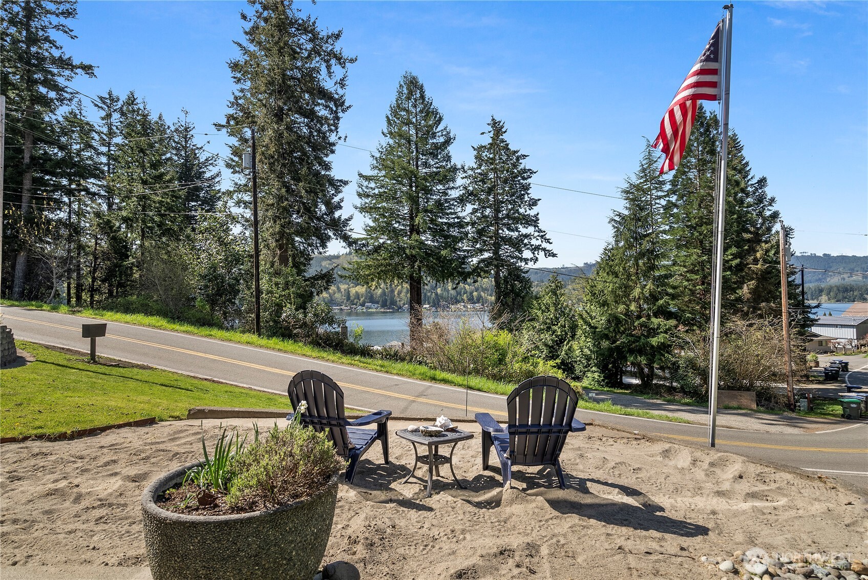 2020 Summit Lake Shore Road NW