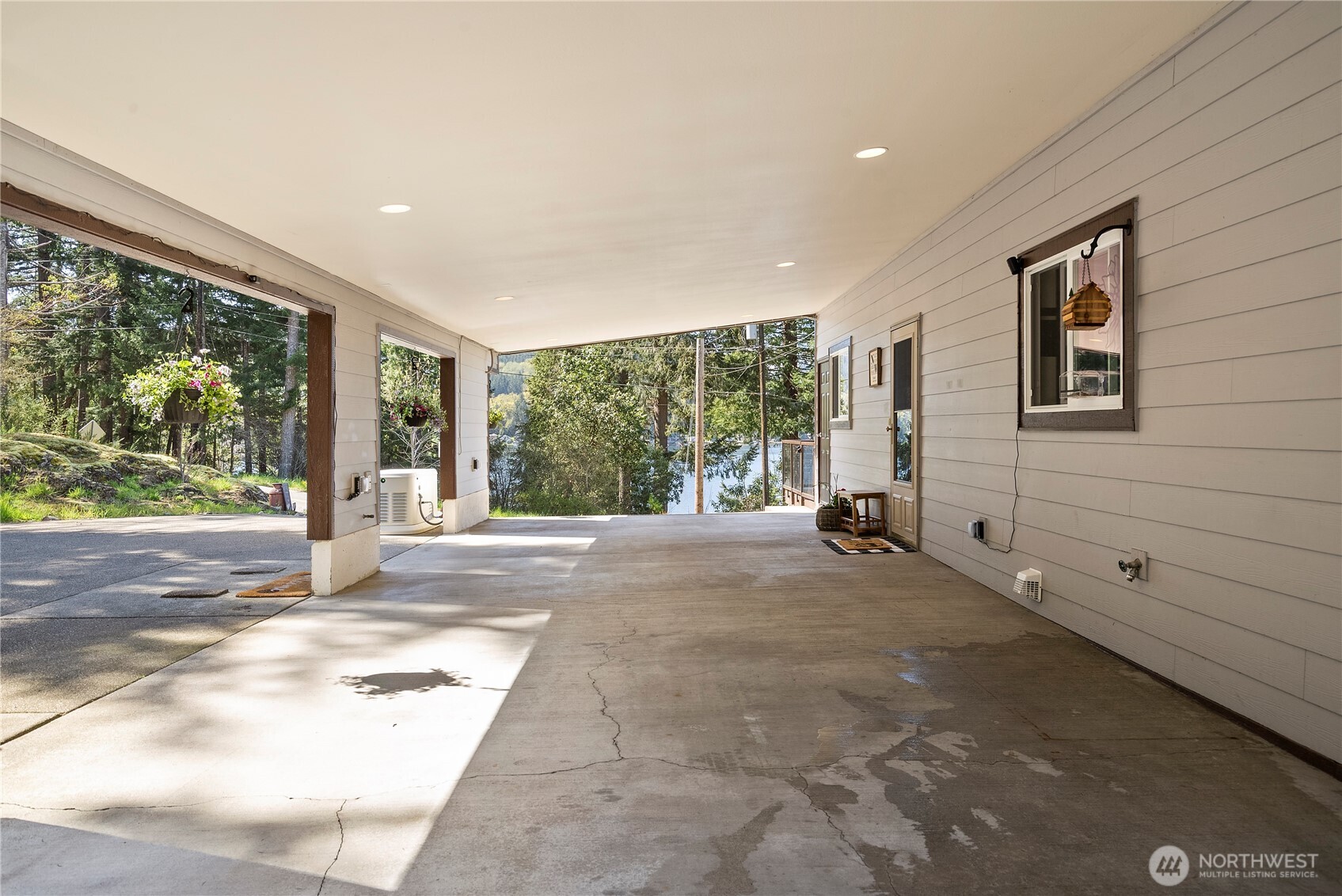 2020 Summit Lake Shore Road NW