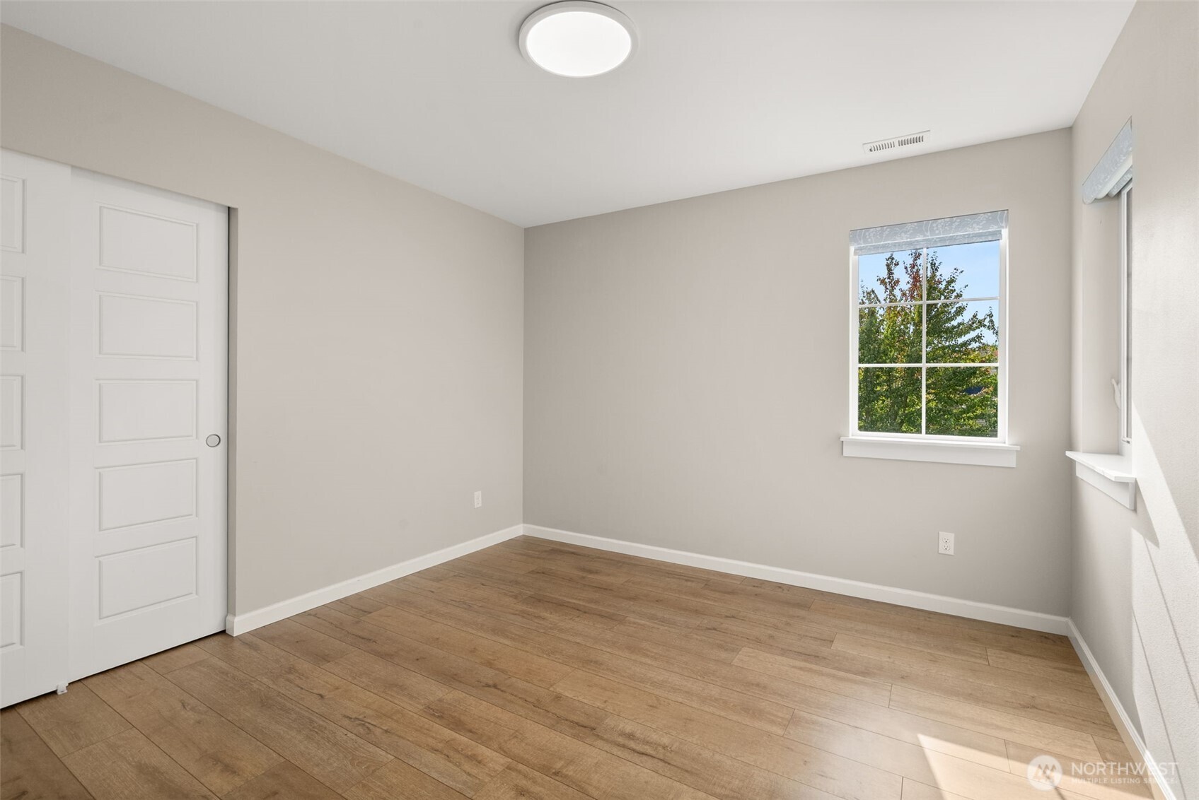 5021 Black Rock Loop SE