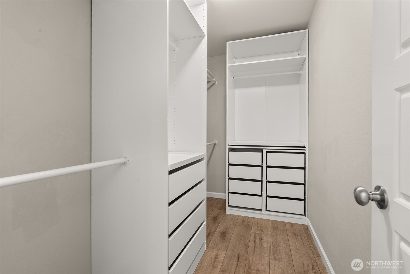 5021 Black Rock Loop SE
