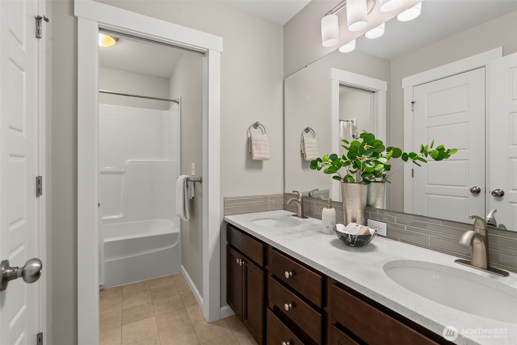 5021 Black Rock Loop SE