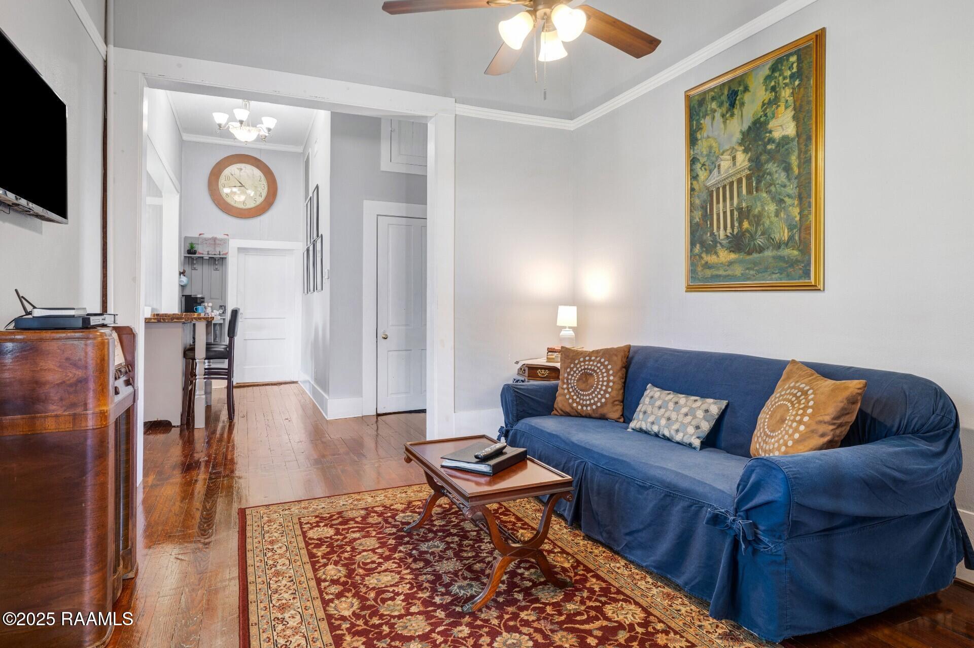 107 W St Peter Street