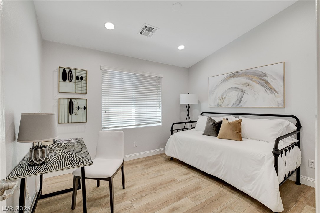 7387 Glorious Sun Drive