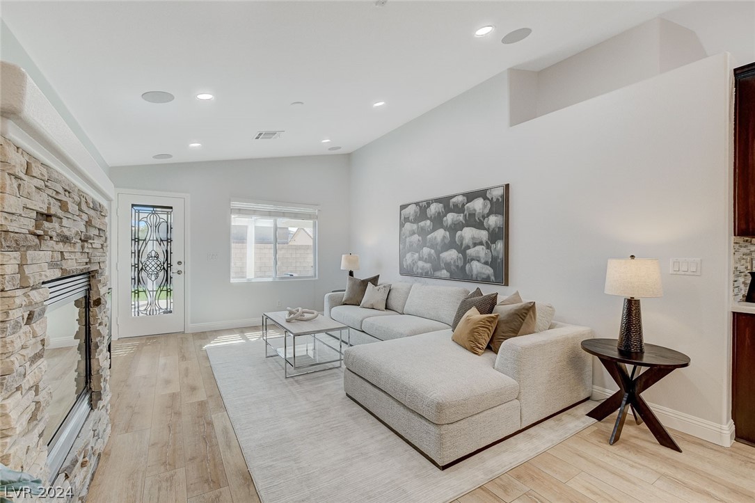 7387 Glorious Sun Drive