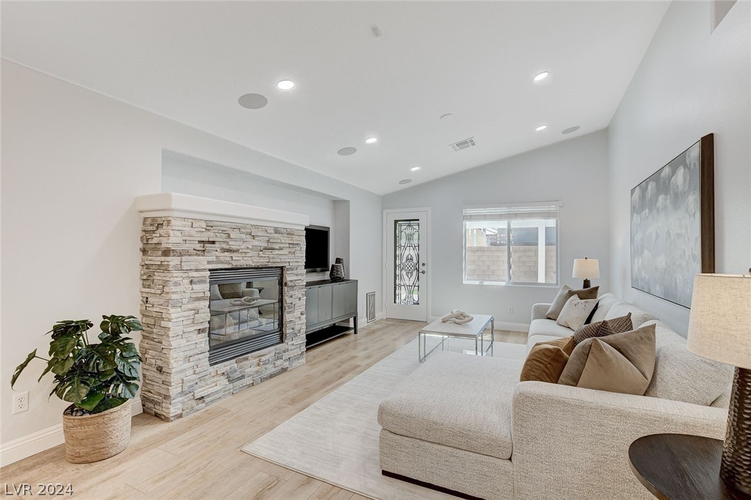 7387 Glorious Sun Drive