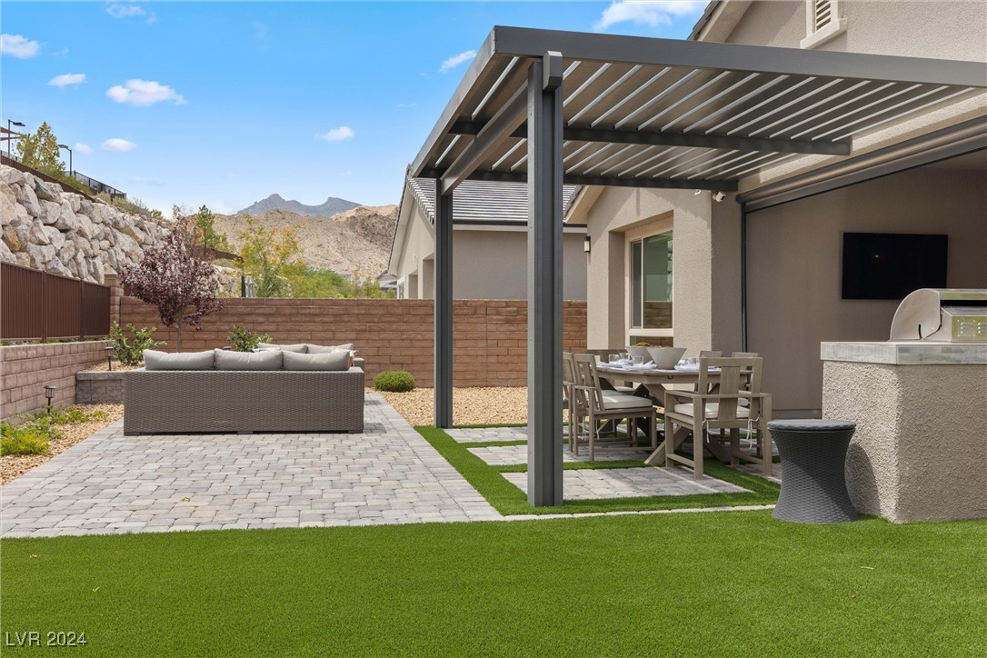 11057 Black Fire Opal Drive