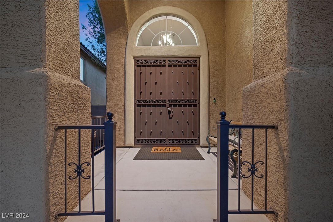 10737 Sapphire Vista Avenue