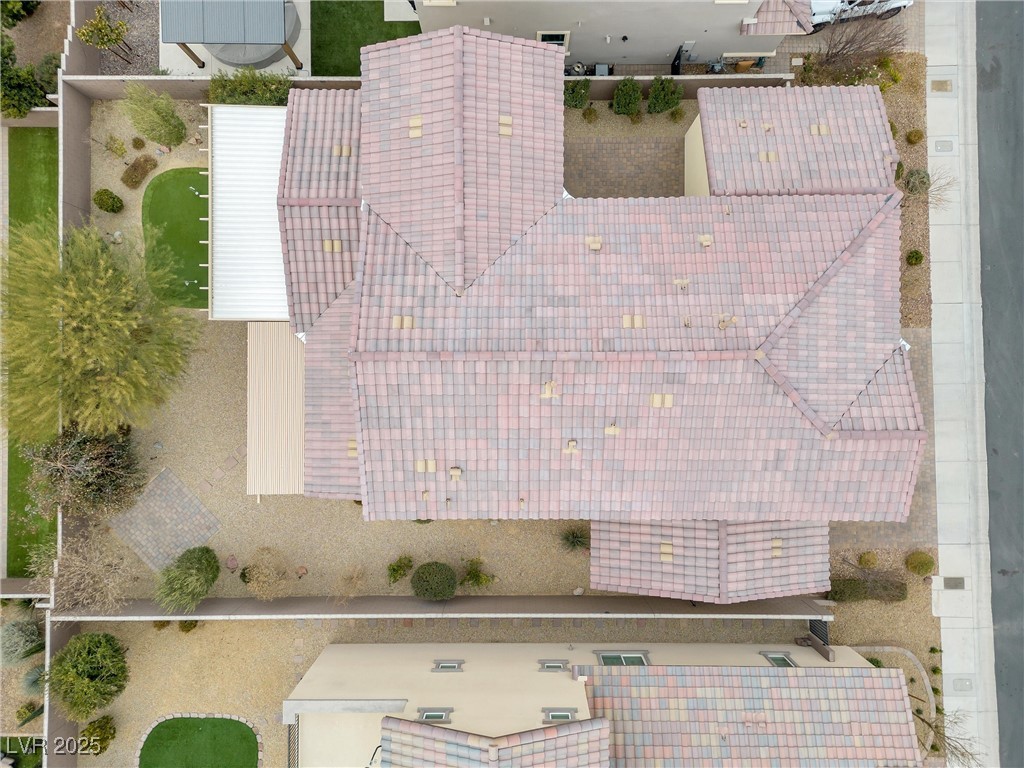 2571 Hazelburn Avenue