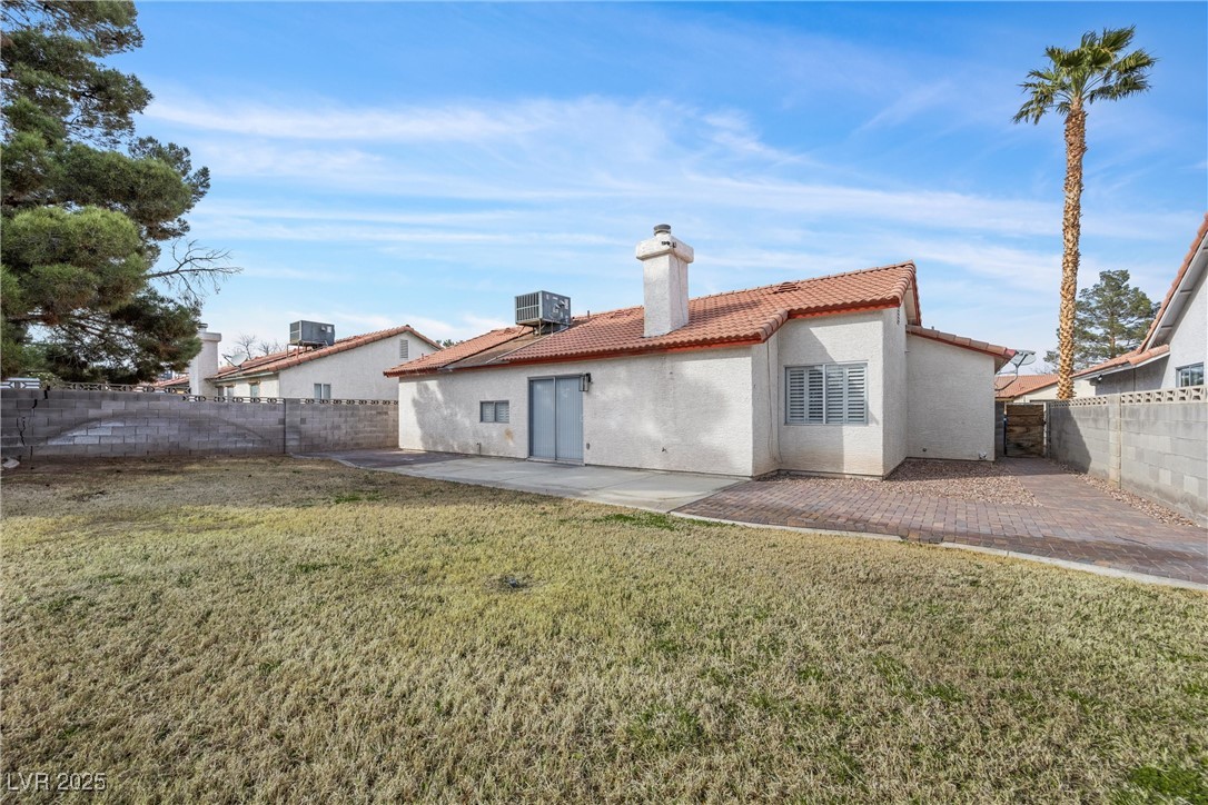 6413 Chippindale Lane