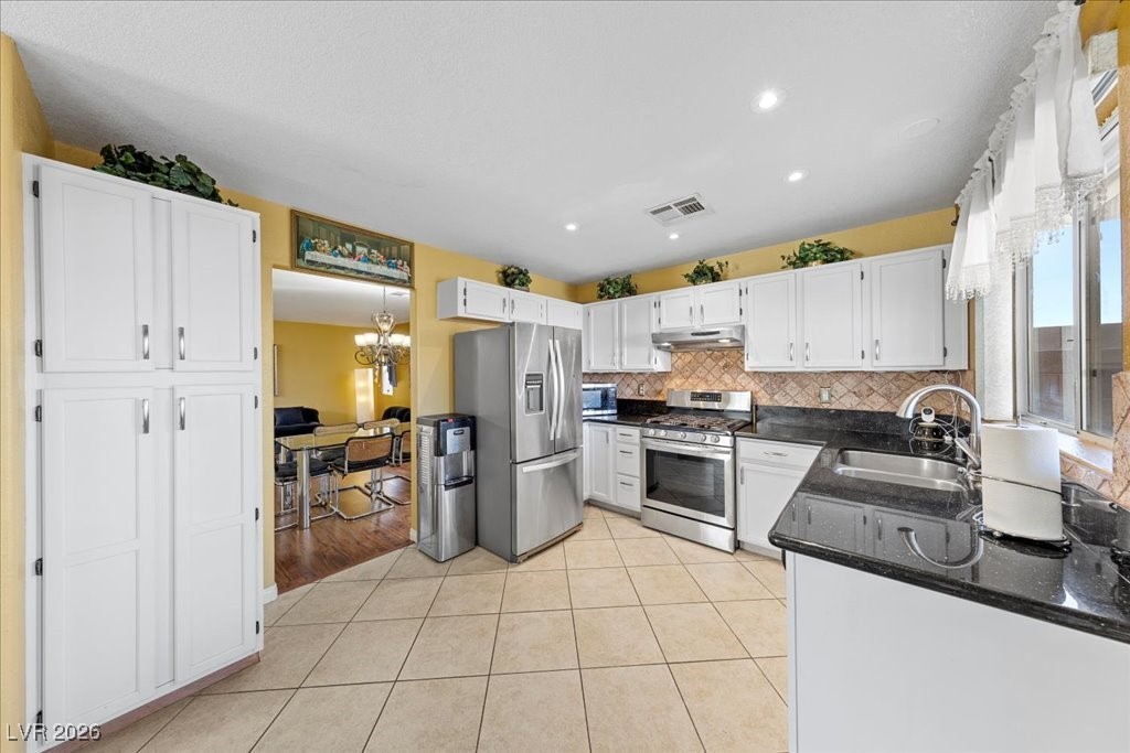 3440 Golden Pedal Street