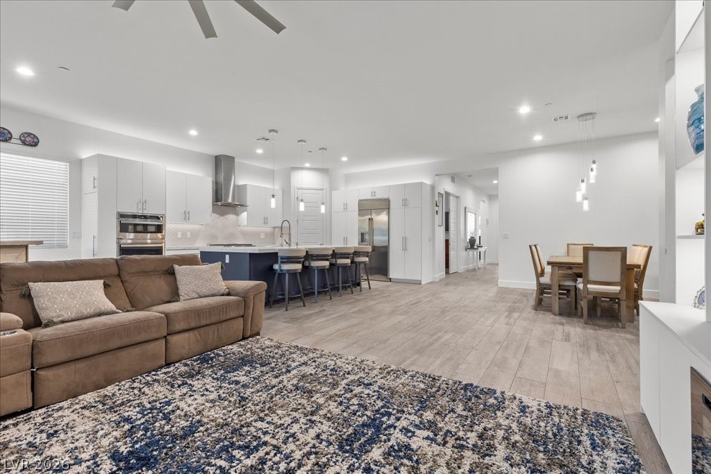 12476 Heritage Bend Drive